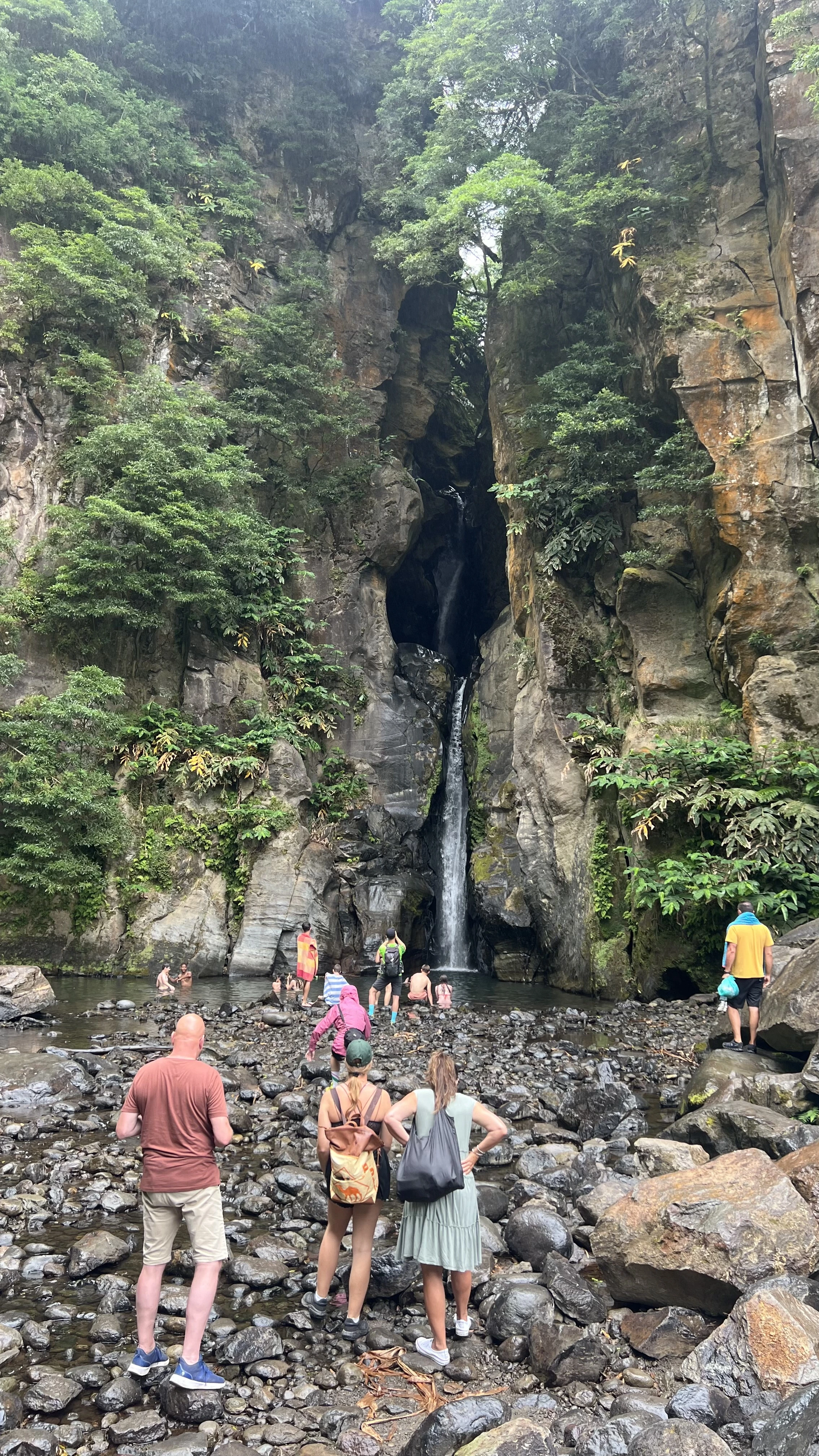 Lagoa do Fogo — crater lake view